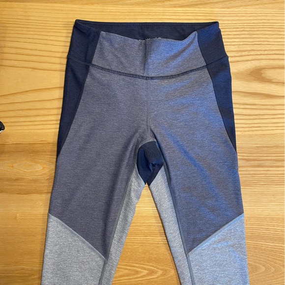 EUC OUTDOOR VOICES THREE-TONE LEGGINGS - blue/gray - size SMALL - Picture 4 of 4